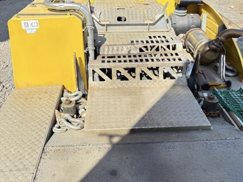 DEMAG AC 250-5 crane