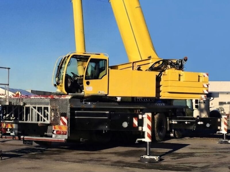 DEMAG AC 250-5 crane